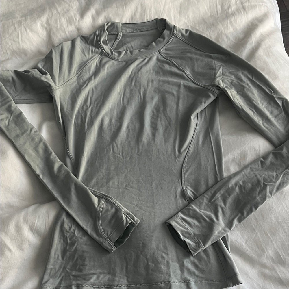 Lululemon Women's Long Sleeve Top